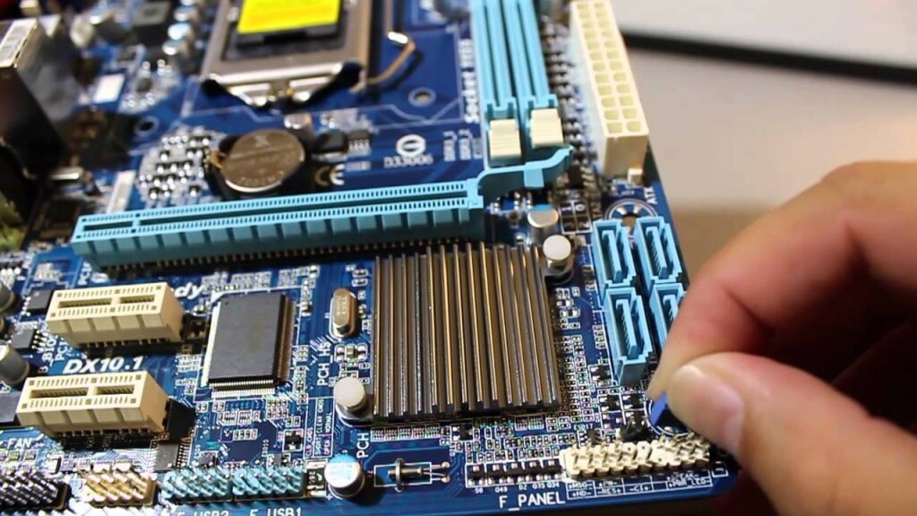 How To Clear The CMOS Memory To Reset The BIOS Settings